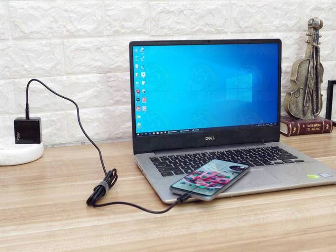 联想YOGA 65W便携适配器与其他电脑配件 高效协同，打造移动办公新体验